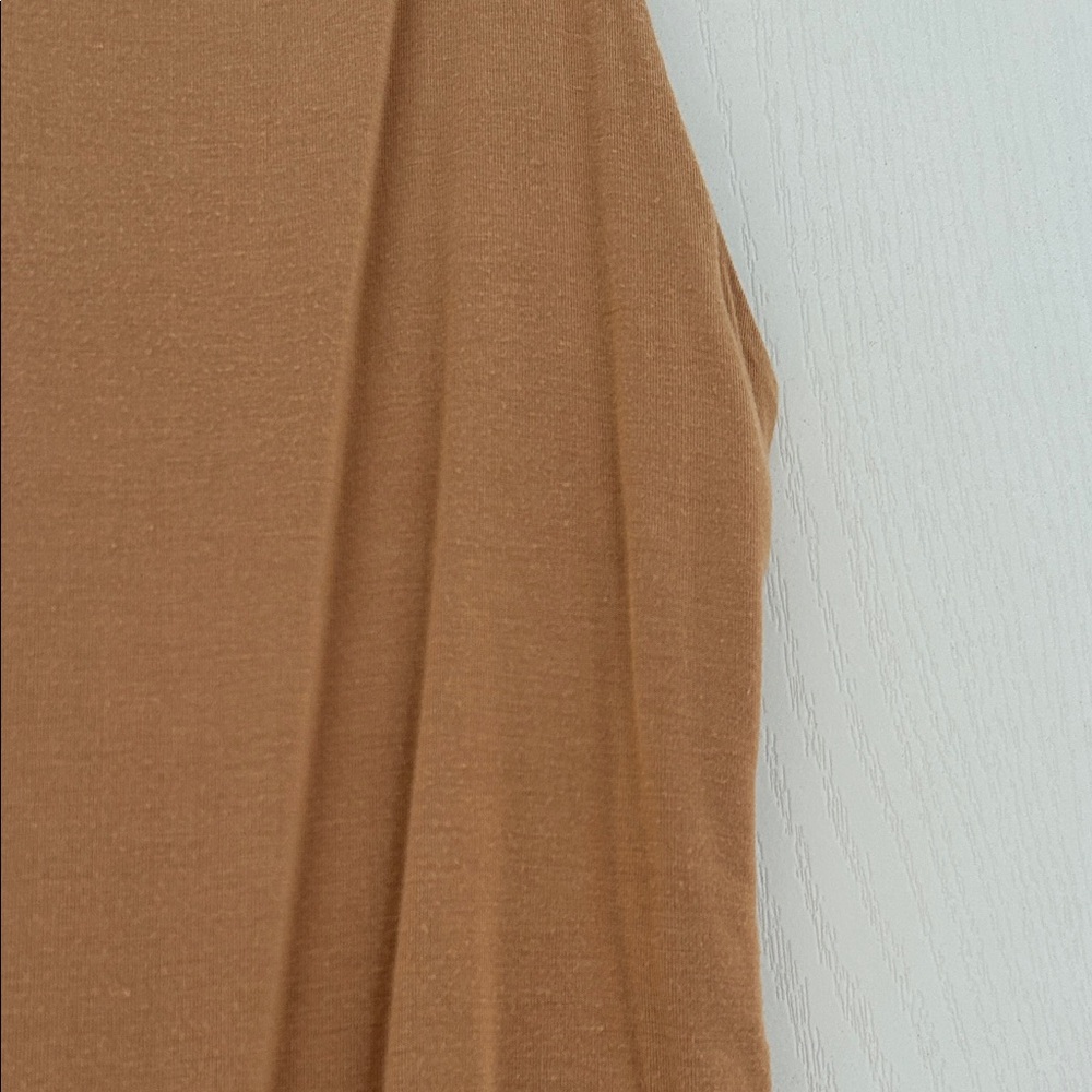 Tan One Piece - Picture 4 of 4